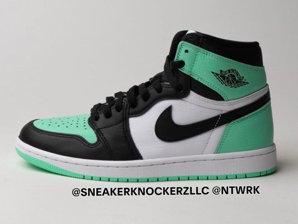 Air Jordan 1 Green Glow 2024