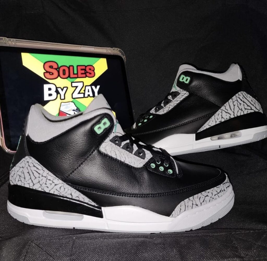 Air Jordan 3 Green Glow