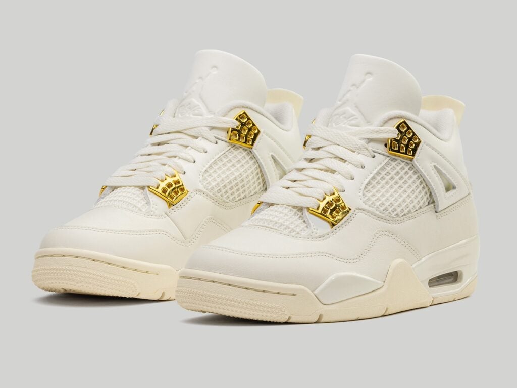 Air Jordan 4 Metallic Gold