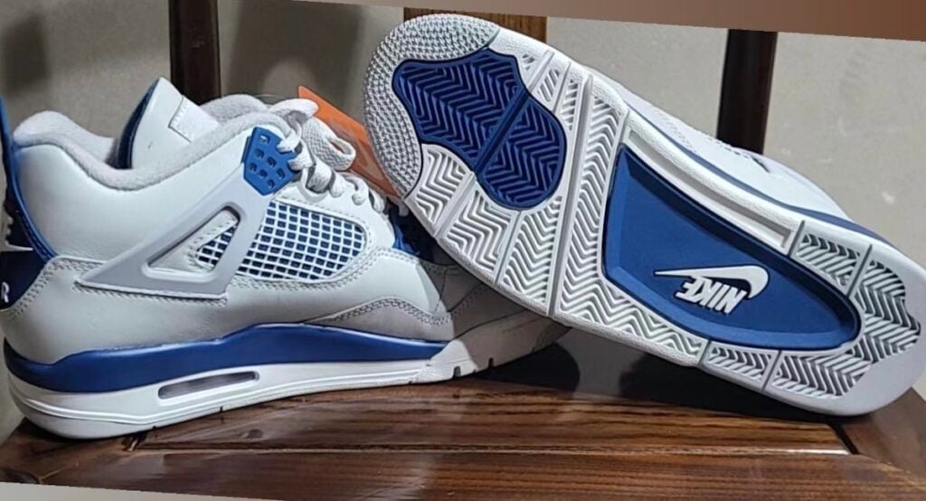 Air Jordan 4 Military Blue 2024