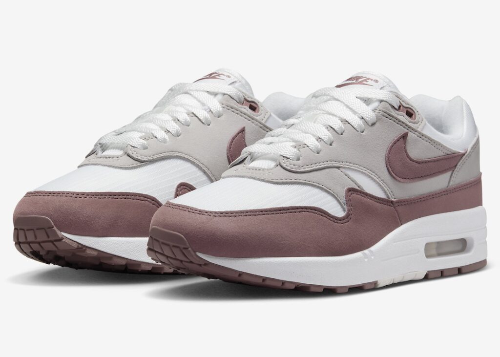 Nike Air Max 1 Smokey Mauve DZ2628-104