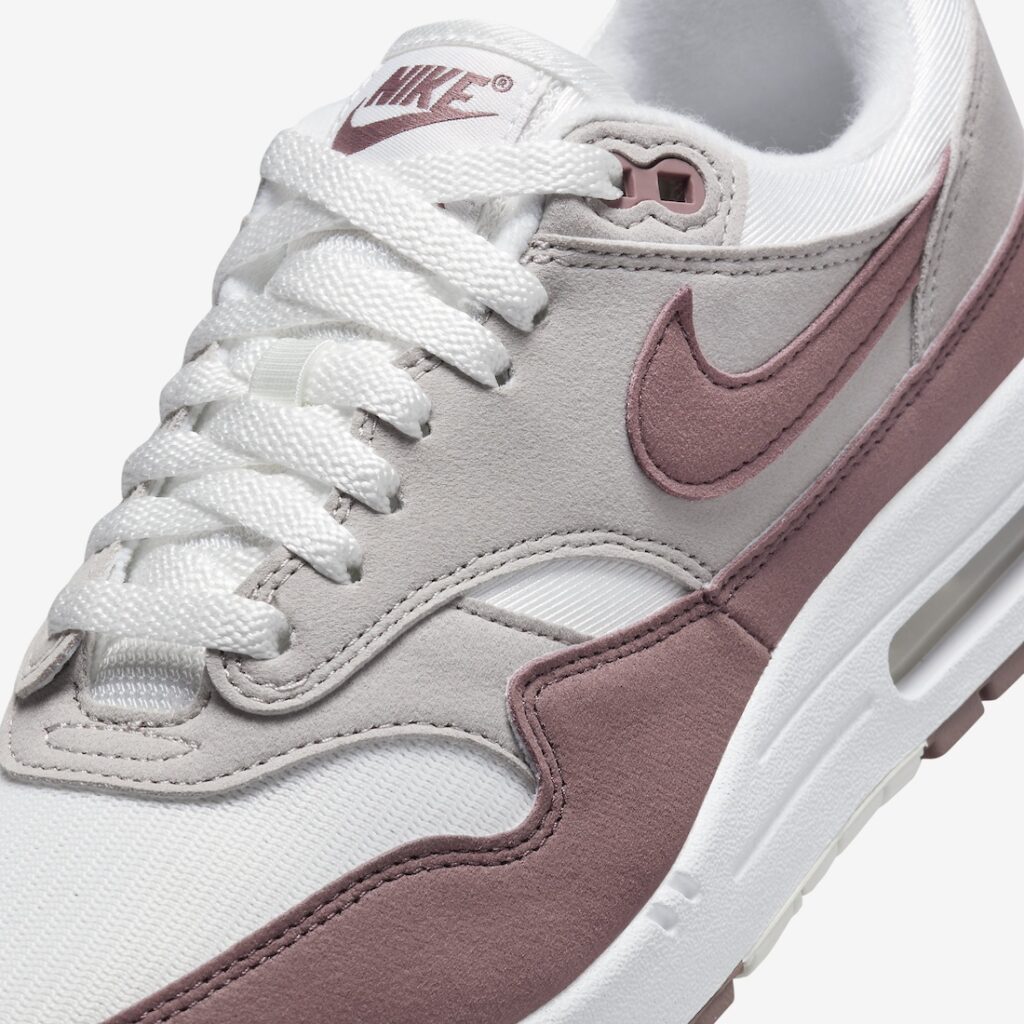 Nike Air Max 1 Smokey Mauve DZ2628-104