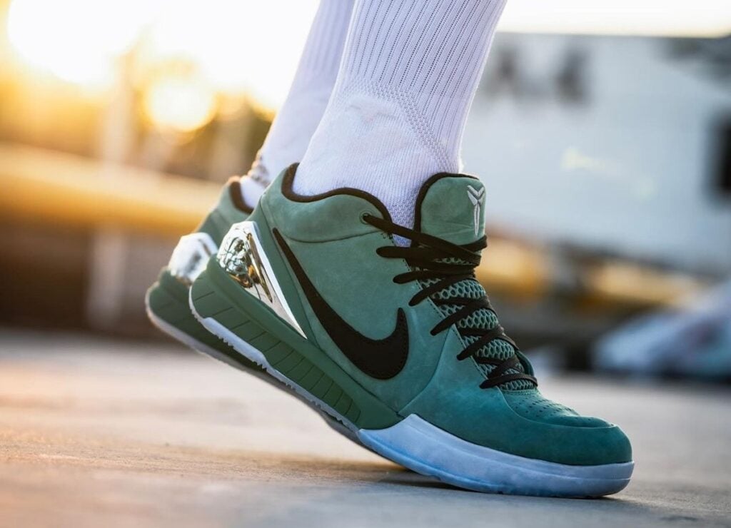 Nike Kobe 4 Protro Girl Dad On-Feet