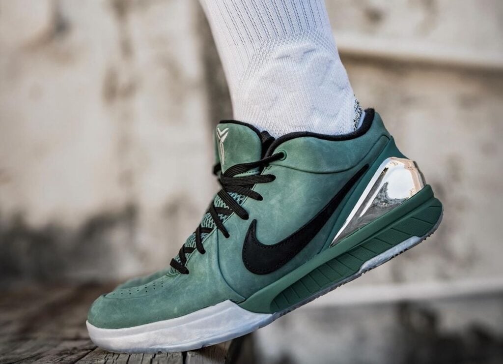 Nike Kobe 4 Protro Girl Dad On-Feet