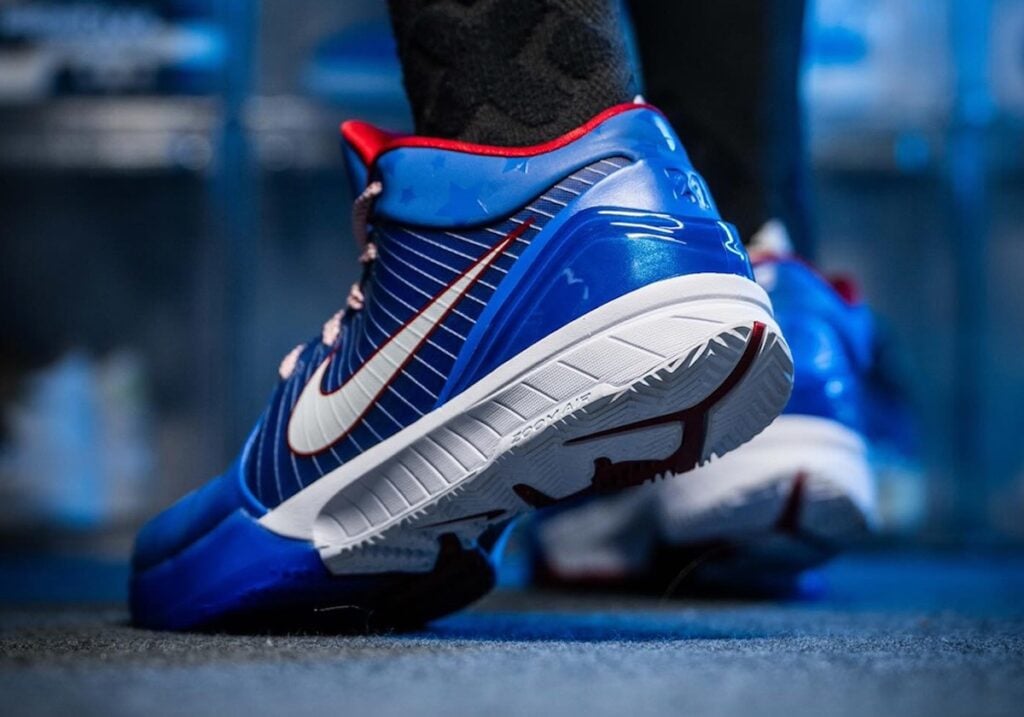 Nike Kobe 4 Protro Philly On-Feet