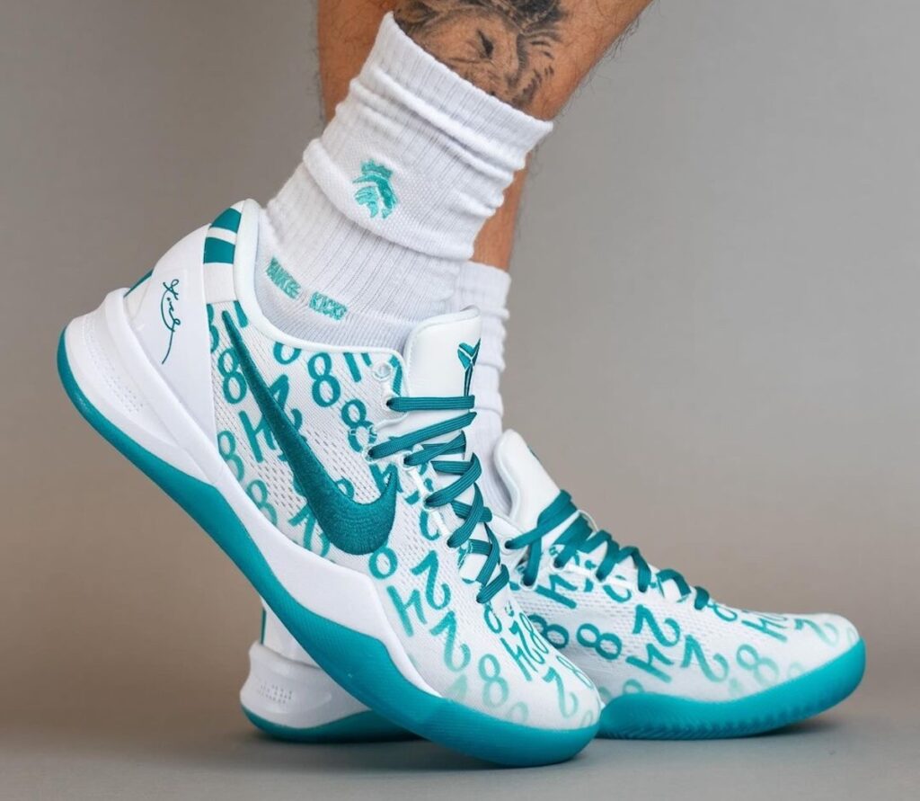 Nike Kobe 8 Protro Radiant Emerald On-Feet