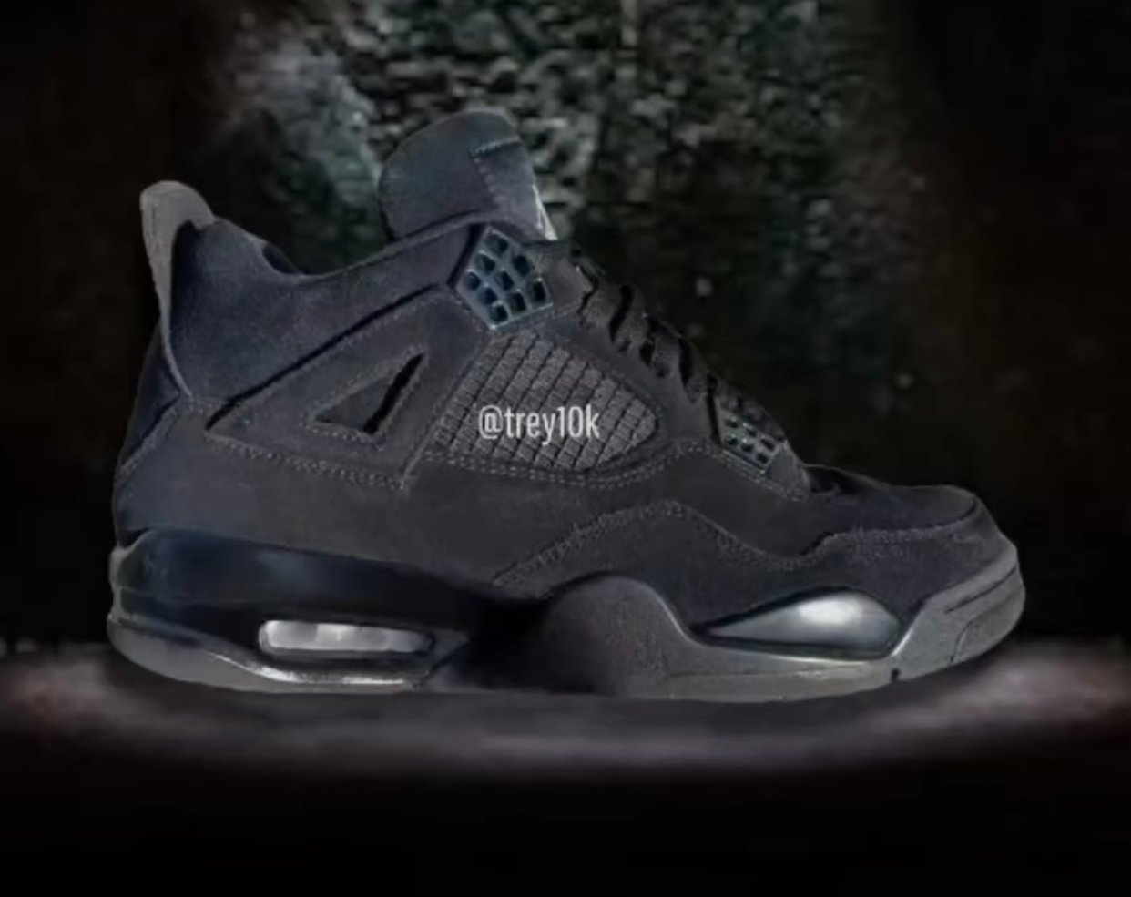 First Look: Nike SB x Air Jordan 4 ‘Black Cat’